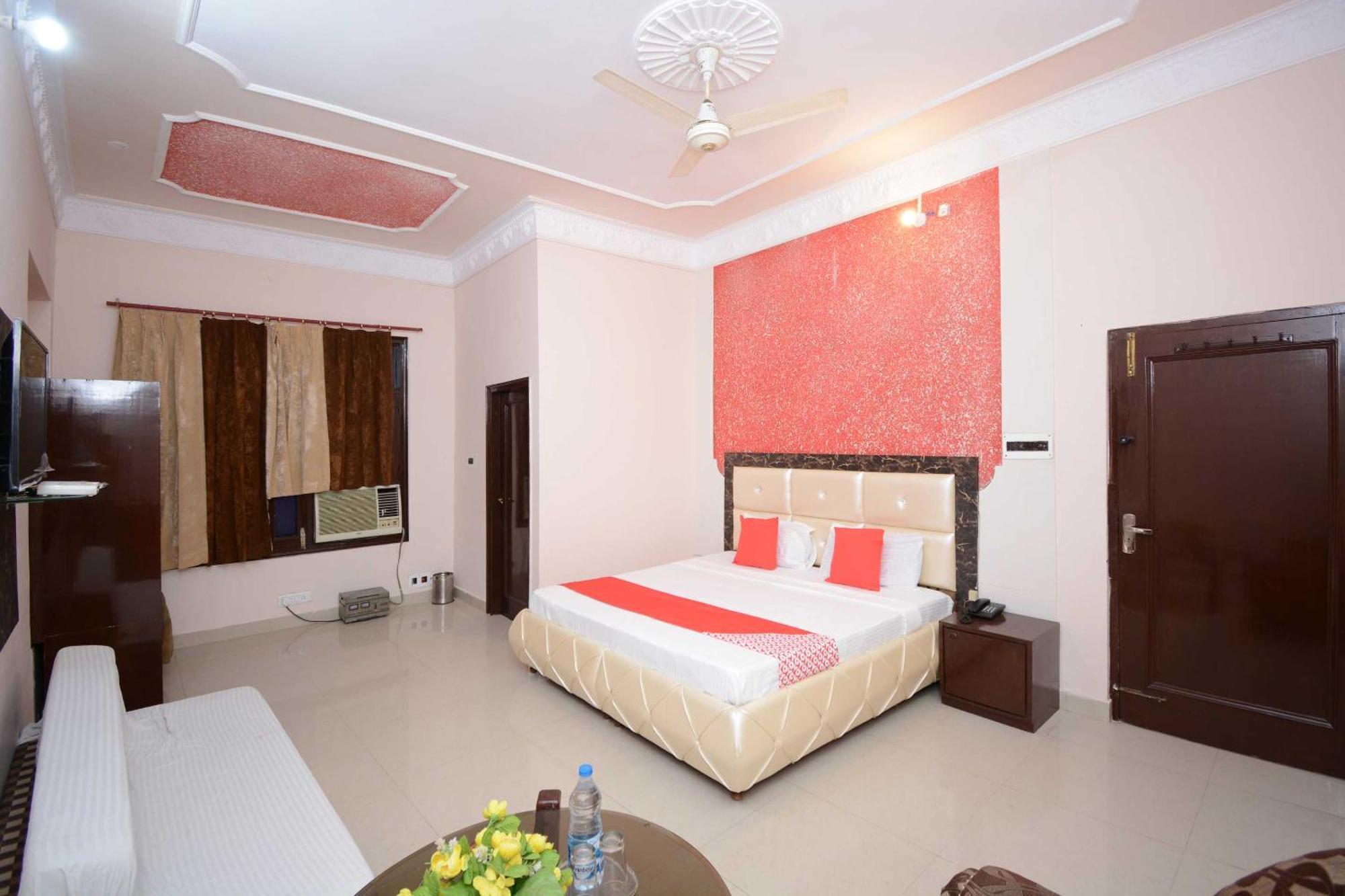 Hotel Asia Palace Pathankot Exterior photo